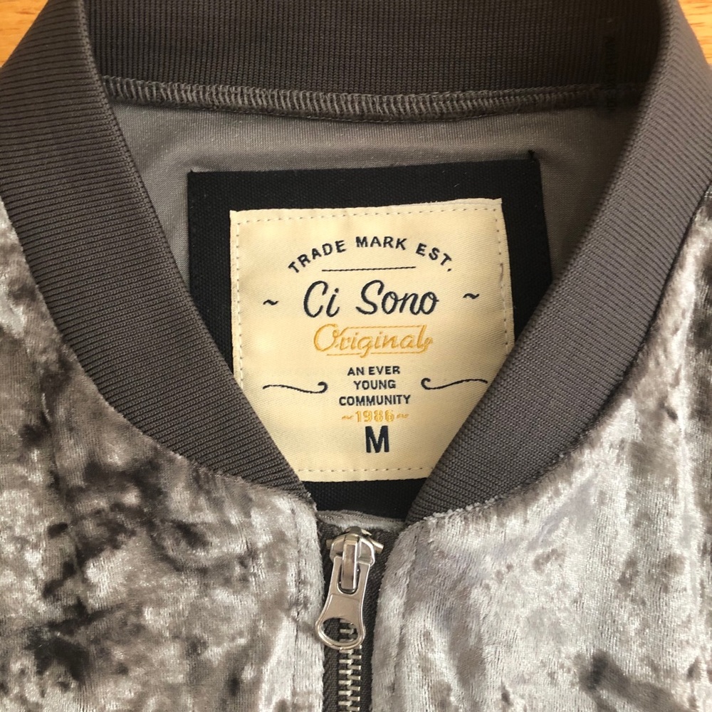 Jacket - Picture 2 of 2
